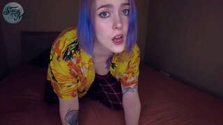 סטייסי הירח מחטיף לה לבן גדול בתחת עד שהיא לא יכולה יותר