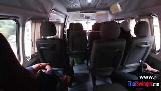 Миниатюрную тайскую красотку трахают нарын тугую киску