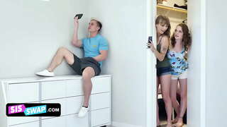 Siswap - Lusty Stepsisters Mashtrim E Tyre Të Mëdha Të Stepbros Dhe Fuck Ata Në Shtrat