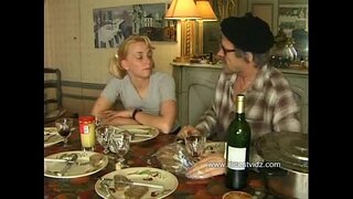 ���ារាំងជំហានឪពុកនិងកូនស្រី