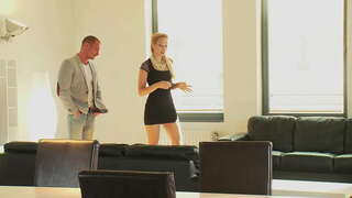 Nakal Agen Real Estate