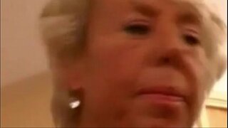 Бабуля бири EpikGranny.com трахается менен черным мужчиной