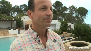 Amy Liar Berurusan Dengan Dua Cocks