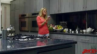 Jess Rhodes Cukup Besar Untuk Mengendalikan Semua Yang Cock