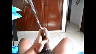 Cumming සඳහා කුකුළා