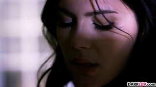 Eno Posebno BBC Noč Za Valentina Nappi