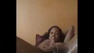 Căderea de apă uda