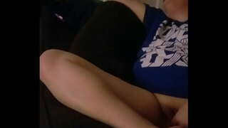 Suami catatan isteri bermain sementara dia ada di bilik