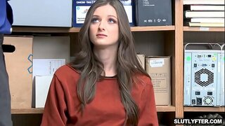 P Ofisial doggystyle mira Kenzy Runa asina porta jugueteando nan pasá hundu!