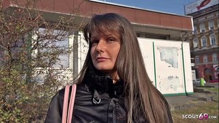 ALEMÃO SCOUT - PROFUNDO ASSFUCK PARA VICTORIA VELUDO DEPOIS DE UMA SESSÃO DE FOTOS NO PRIMEIRO PORNÔ ATIRAR