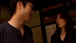 Awesome cougar fucks - Family taboo porn - Famperv.com