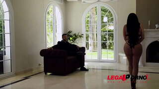 ���ुडौल Latina दासी Kesha Ortega दिन्छ मालिक बैंग उनको ठूलो स्तन र गीला गुलाबी GP848