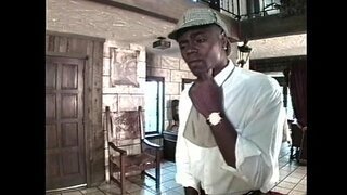 מעטראָ - שערלאַק האָמיע - סצענע 4 - עקסטראַקט 1