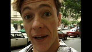 מעטראָ - ייראָ באַבעס - סצענע 6