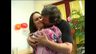 ���लियो केटी Jenny with big natural tits gets banged पछि देखि