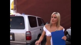 Young brunette takes hard dick അവളുടെ ആർദ്ര മുണ്ഡനം പുതുമയുള്ള