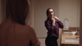 NESKA OSO SEXY BETE GEROAGO BEREIZKETA ETA MAITASUNA EMAN