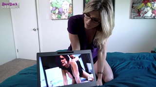 Мамочка имкон медиҳад, ман нишондиҳандаҳои нохун дигар дар он грязную дырочку, ва он гоҳ проглатывает ман Далер бор, ва он гоҳ Мехоҳад Бештар - Corey Chase